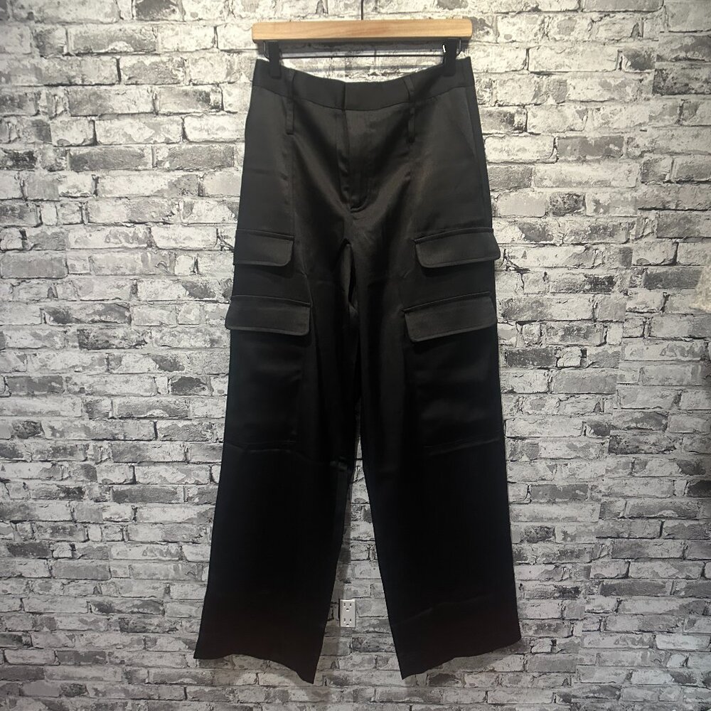 EUC Noli Yoga  Wide Leg High Rise Cargo Pants Women's Size 6